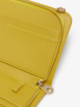 Load image into Gallery viewer, Croc Wallet