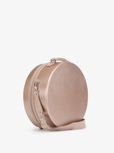 Load image into Gallery viewer, Baye Medium Hat Box
