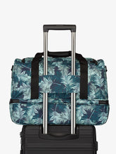 Load image into Gallery viewer, Stevyn Duffel
